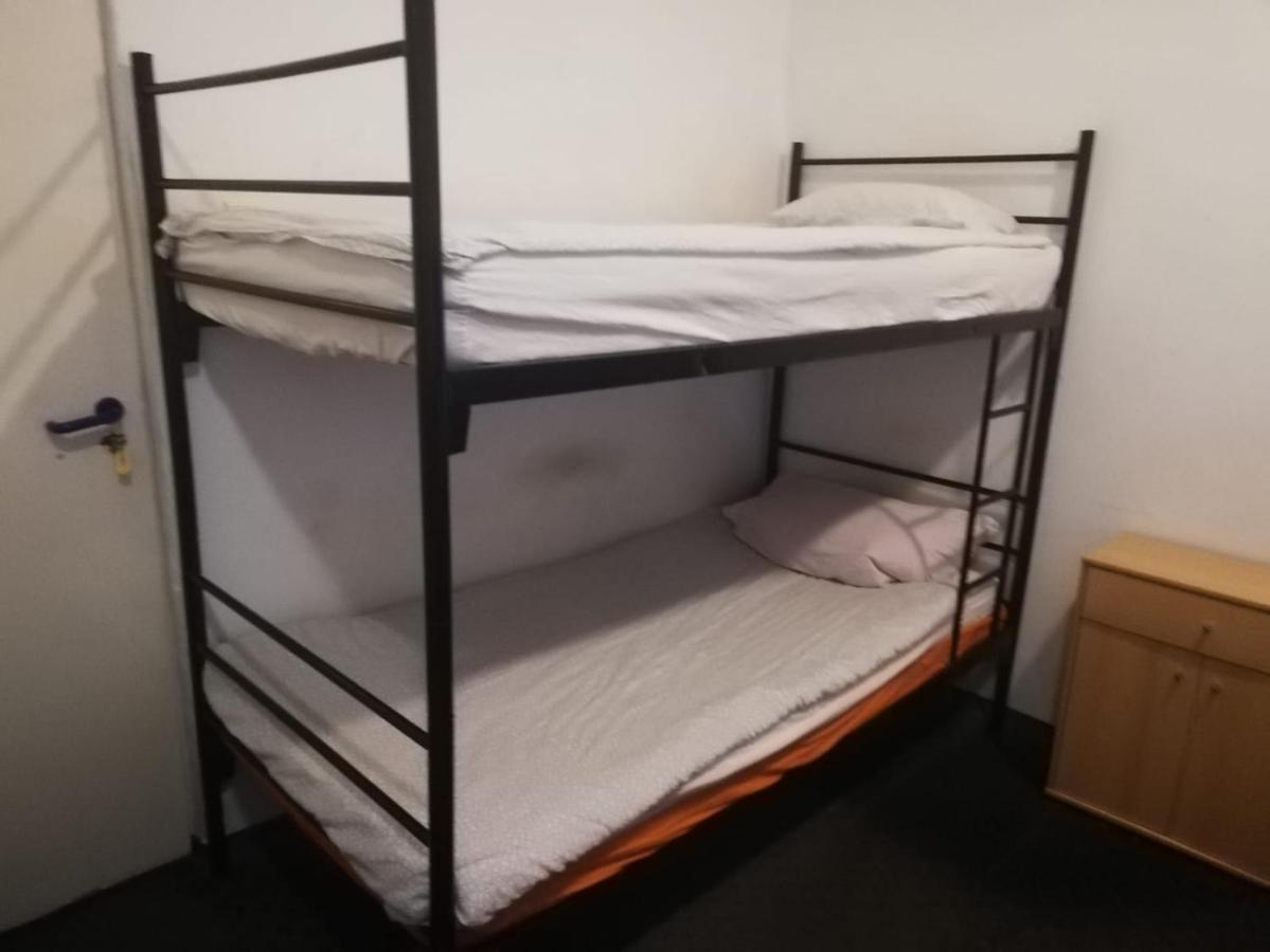 Hostel Зелонка Экстерьер фото